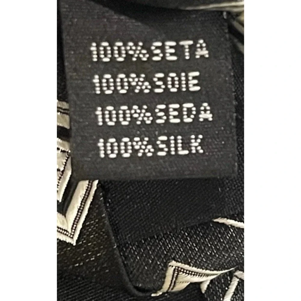 Man About Town Alexander‎ Julian 100% Silk Tie American Modern Black White